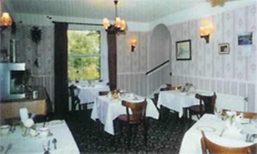 Lodgehill Hotel Тивъртън Екстериор снимка